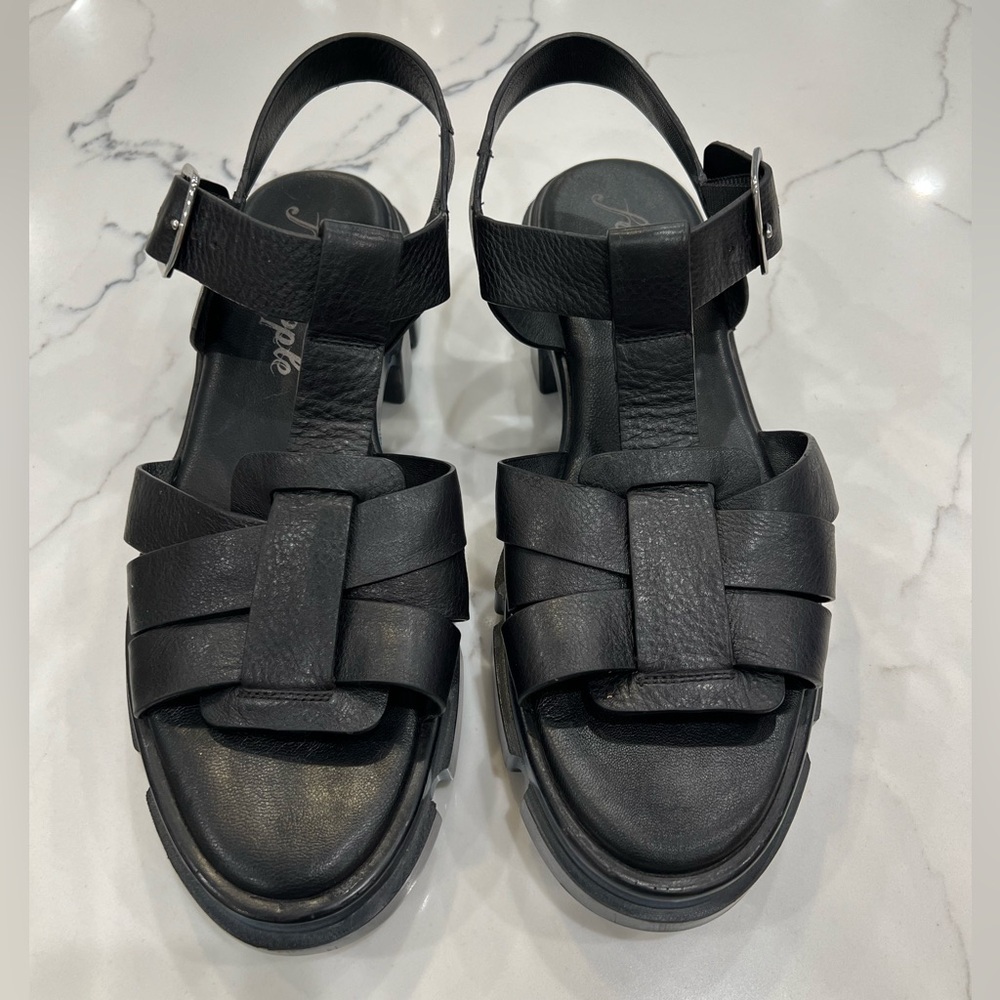NWOB Free People Brooks Fisherman Gladiator Sandals Black Size 40/ Size 9.5 - Picture 13 of 13
